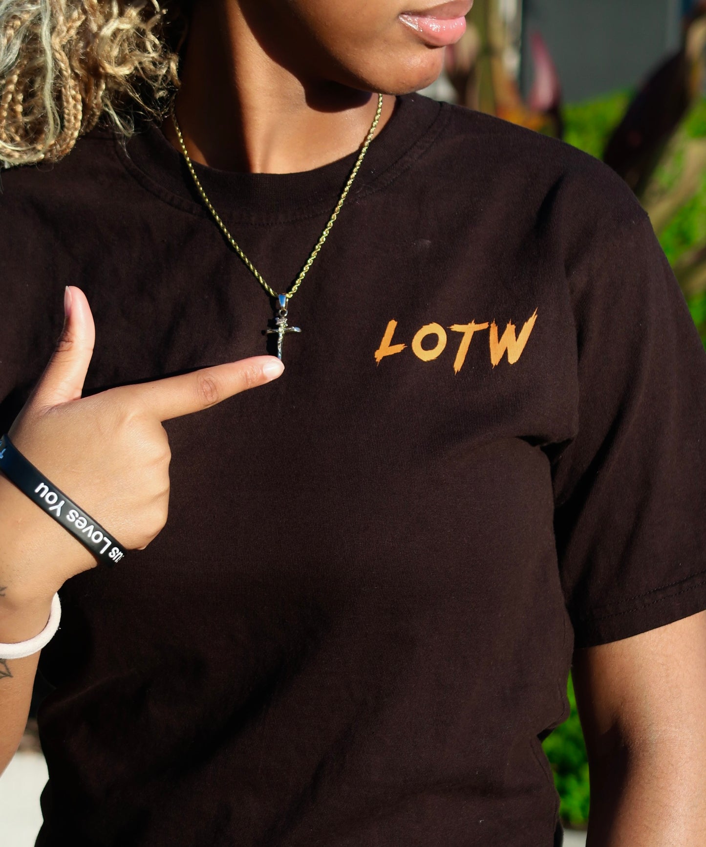 BLACK & GOLD 'BTL' TEE!