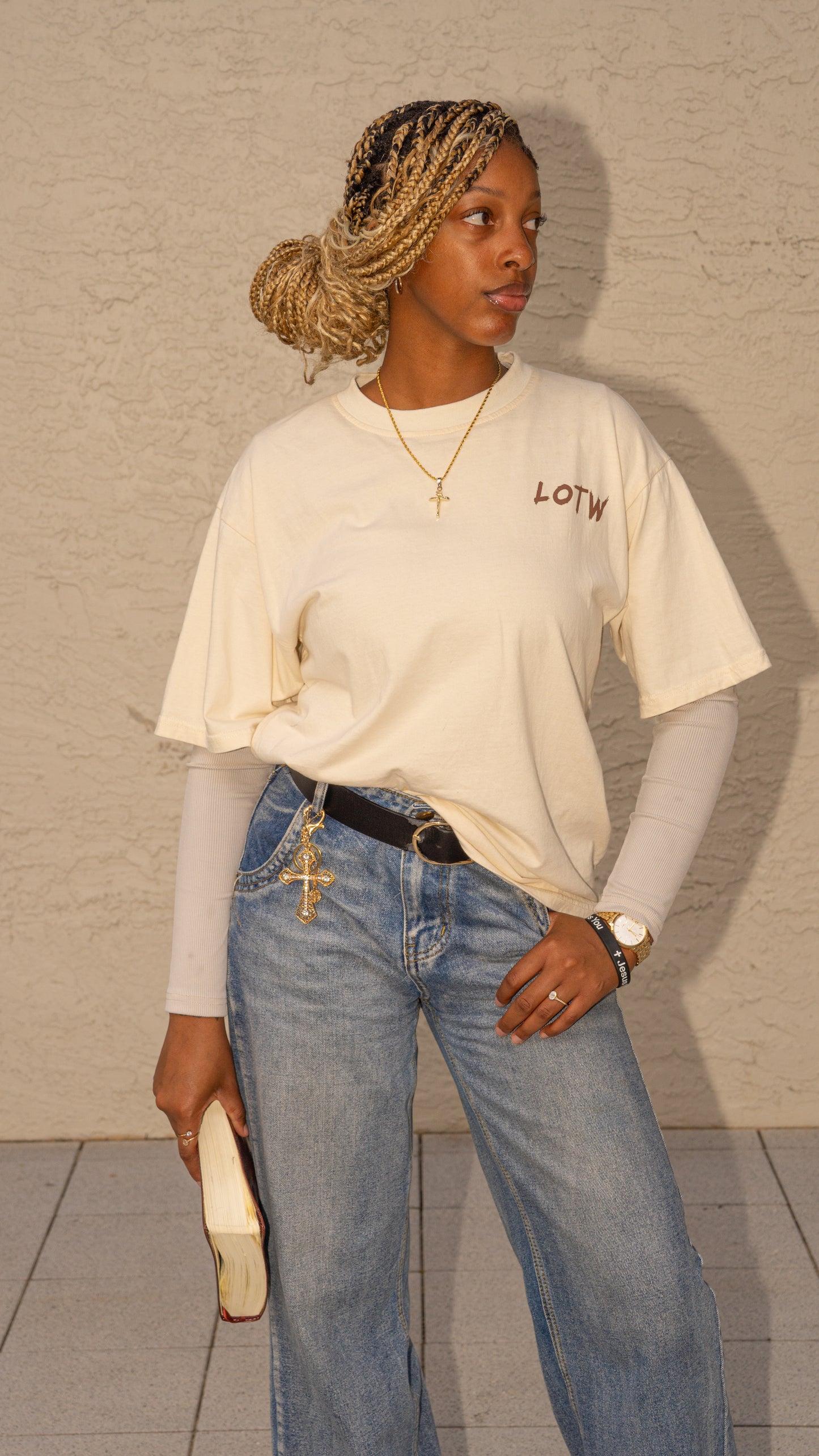 TAN & BROWN 'BTL' TEE